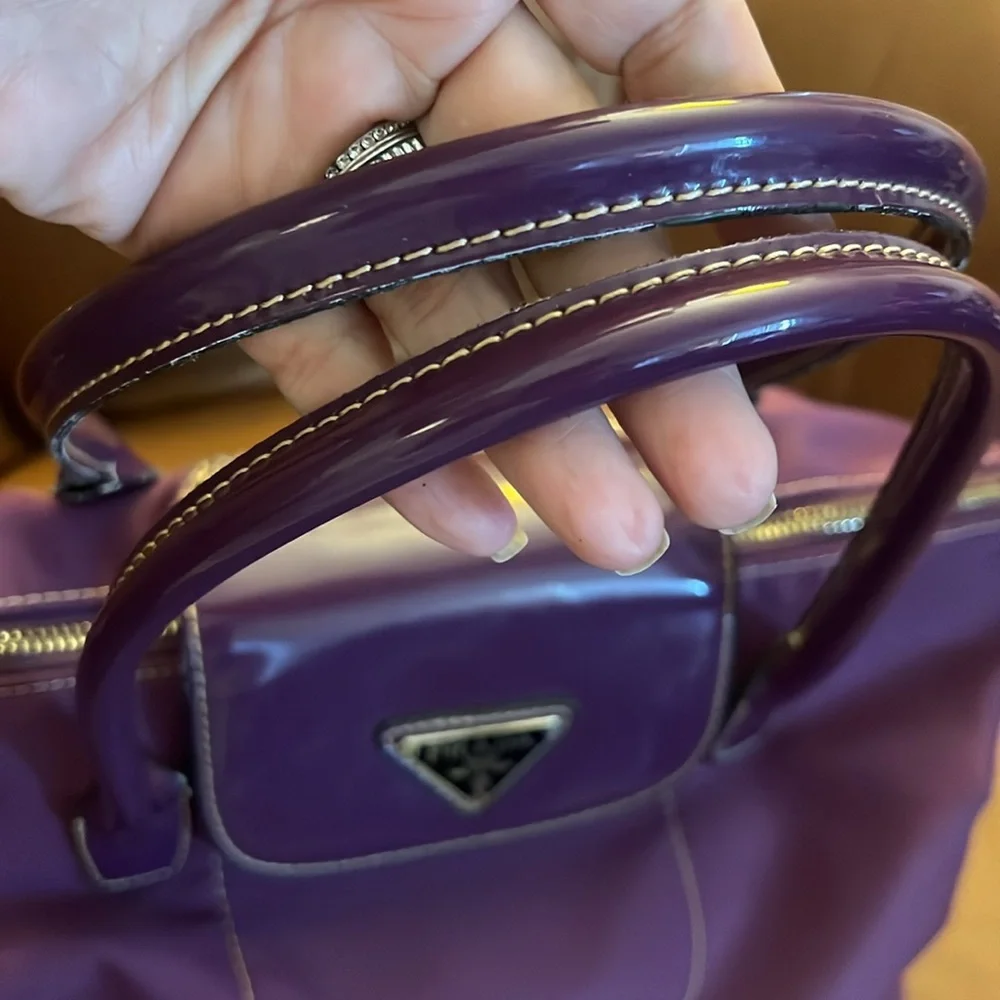 PRADA Tessuto Purple W/Patent Leather Detail Shoulderbag - Picture 5 of 10
